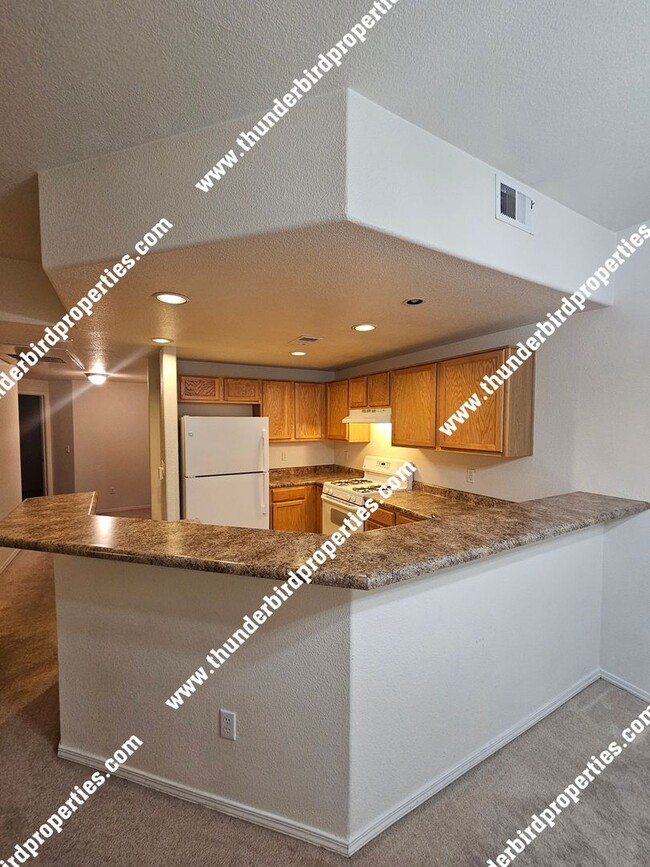 Foto del edificio - MOVE IN SPECIAL $200 OFF FIRST MONTH'S REN...