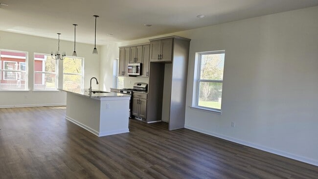 Foto del edificio - 4876 Parkside Ln