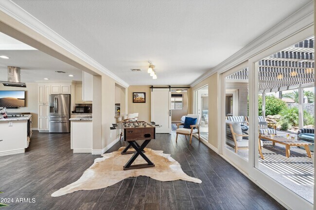 Foto del edificio - 7025 N Vía De Vida