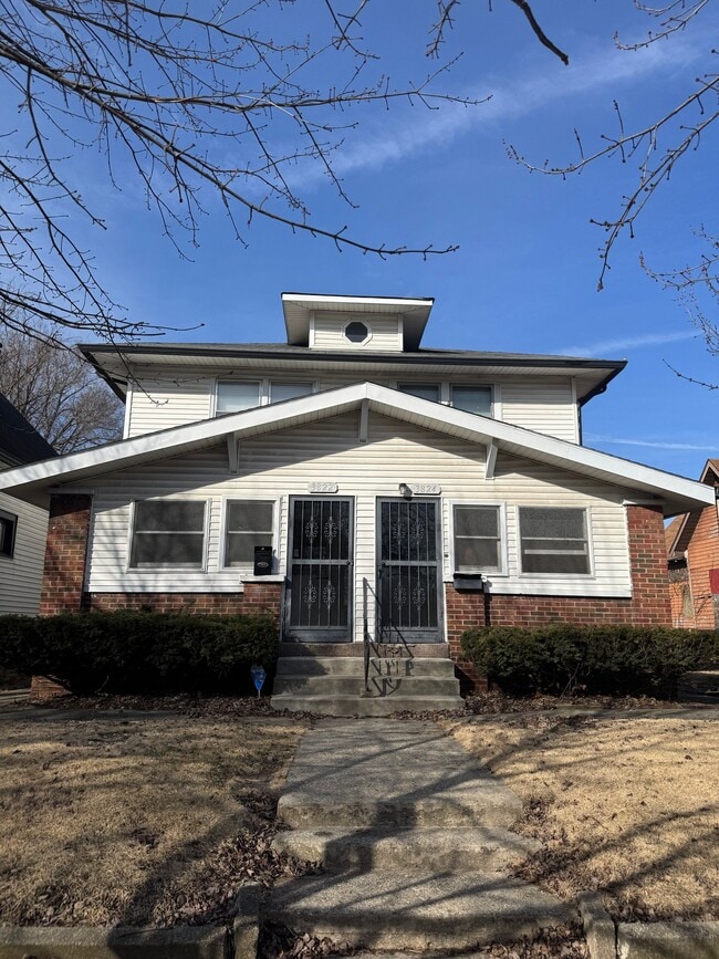 Building Photo - 3822 N Park Ave