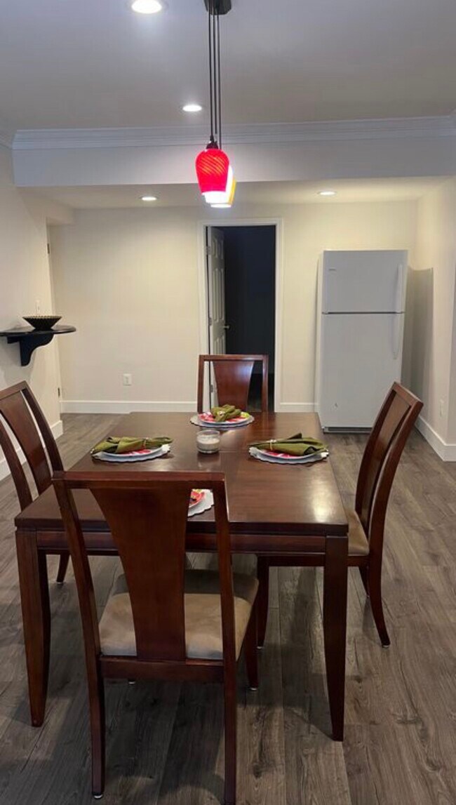 Foto del edificio - 5976 Maxfield Ct