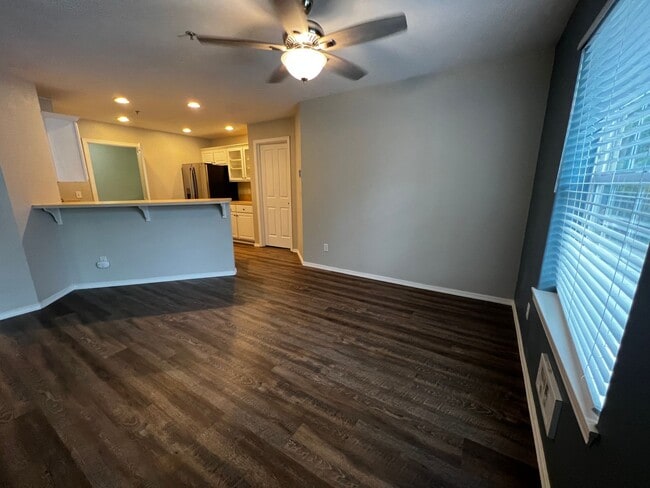Building Photo - 2 Bedroom Attached Garage DuPont Condo for...