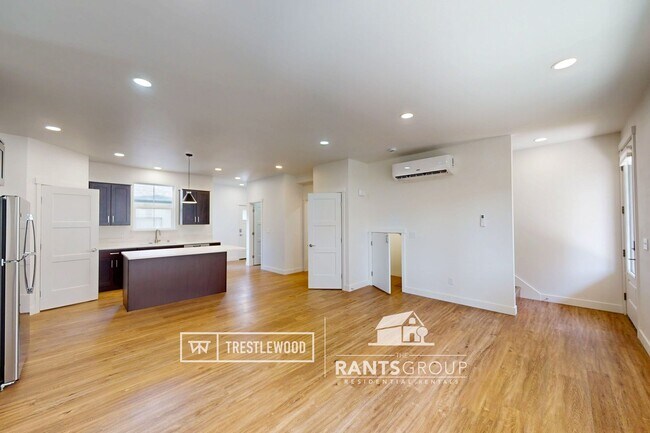 Foto del edificio - Brand New! Modern Home in Trestlewood – Wh...