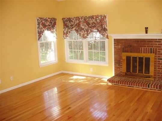 Building Photo - 516 Tysons Forest Dr