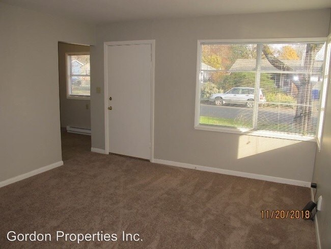 Foto del edificio - 2 br, 1 bath House - 4631 SE 79th Ave