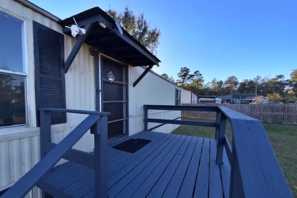 Foto del edificio - 19115 Jaden McCade Ct