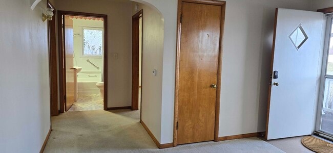 Foto del edificio - 107 N 2nd Ave