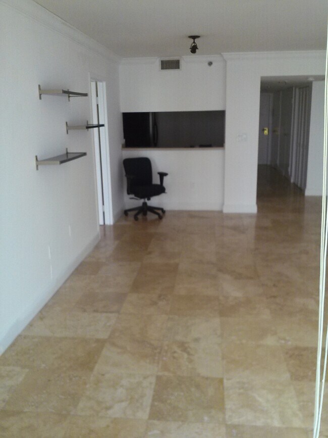 Livingroom - 555 NE 15th St