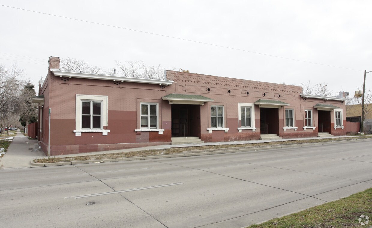 Building Photo - Tula Apartments