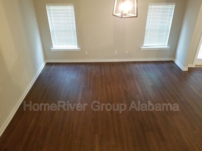Foto del edificio - 15667 Capstone Blvd