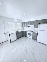 Building Photo - 159 Sheeler Ave