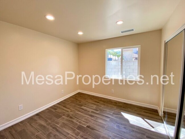 Foto del edificio - Brand New 3 Bed/2 Bath ADU!