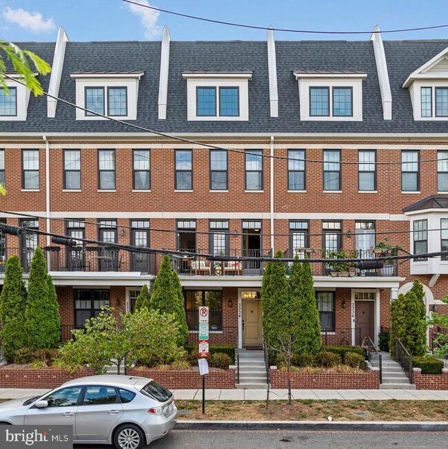 Foto del edificio - 3334 7th St NE