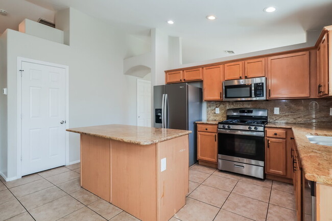 Foto del edificio - 5861 W Agave Bloom Ln
