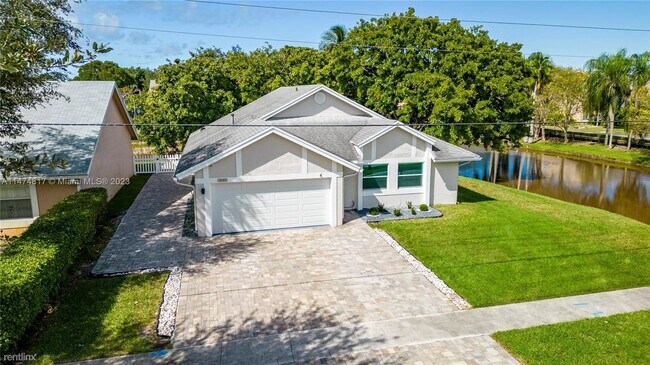 Foto del edificio - 3 br, 2 bath House - Sawgrass Estates