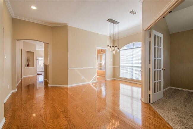 Building Photo - 8580 Calimar Drive