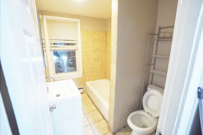 Foto del edificio - 188 Stanwood St