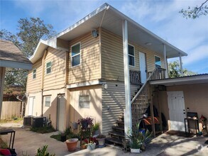 Building Photo - 2117 5th St