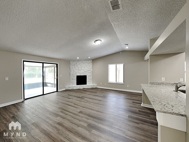 Building Photo - 1348 Bear Run Blvd