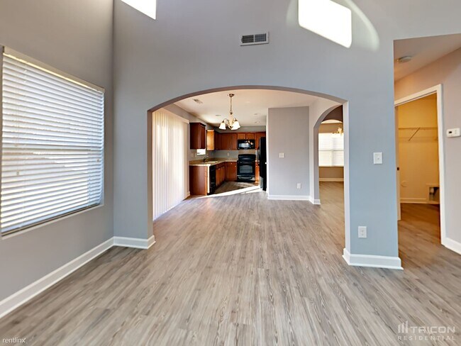 Foto del edificio - 4315 Hubbard Falls Dr