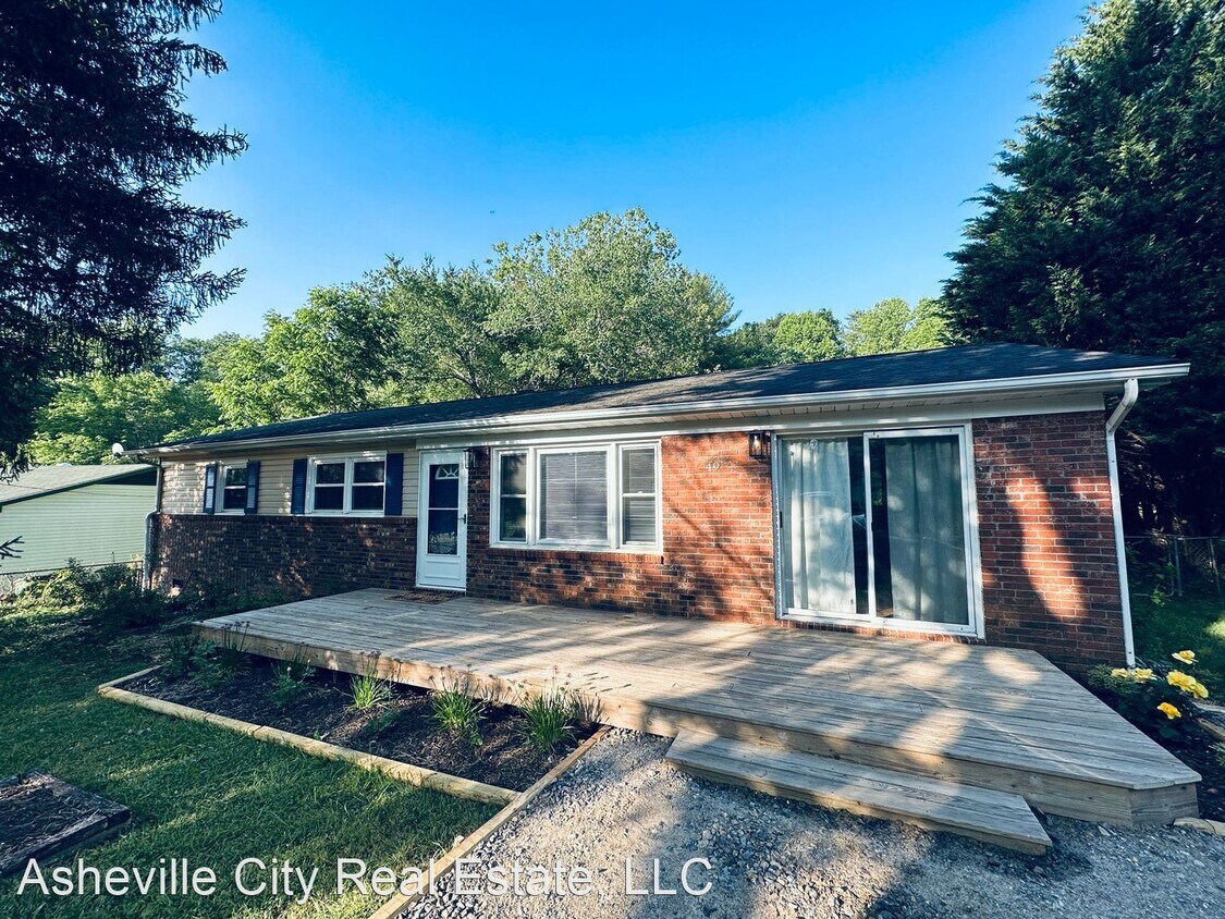Primary Photo - 3 br, 2 bath House - 49 Cub Road