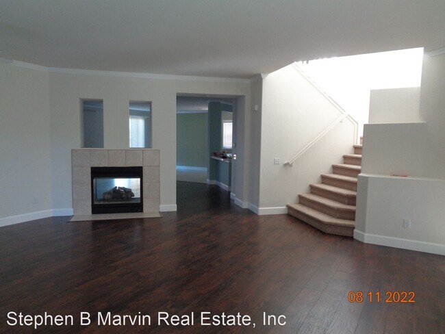 Building Photo - 5 br, 2.5 bath House - 42327 42nd Street West