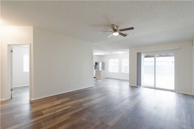 Foto del edificio - 20902 Gelding Ln