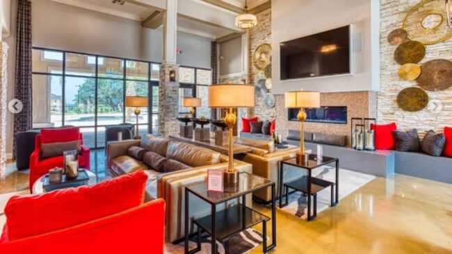 Building Photo - 800 Wolf Ranch Parkway