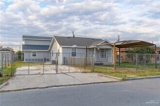 Building Photo - 20 S Olivarez St
