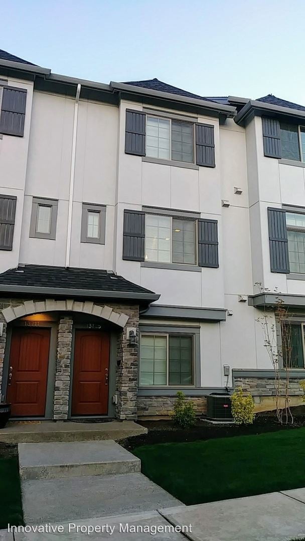 Building Photo - 13725 Southwest Silent Fox Terrace