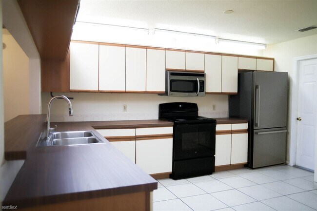 Building Photo - 3 br, 2 bath House - 10142 Cheshunt Drive