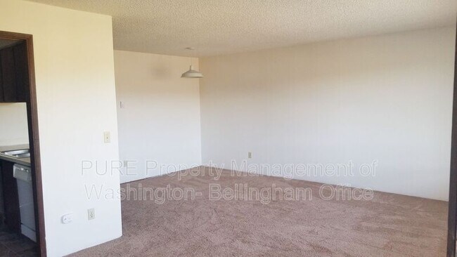 Building Photo - 808 21st St