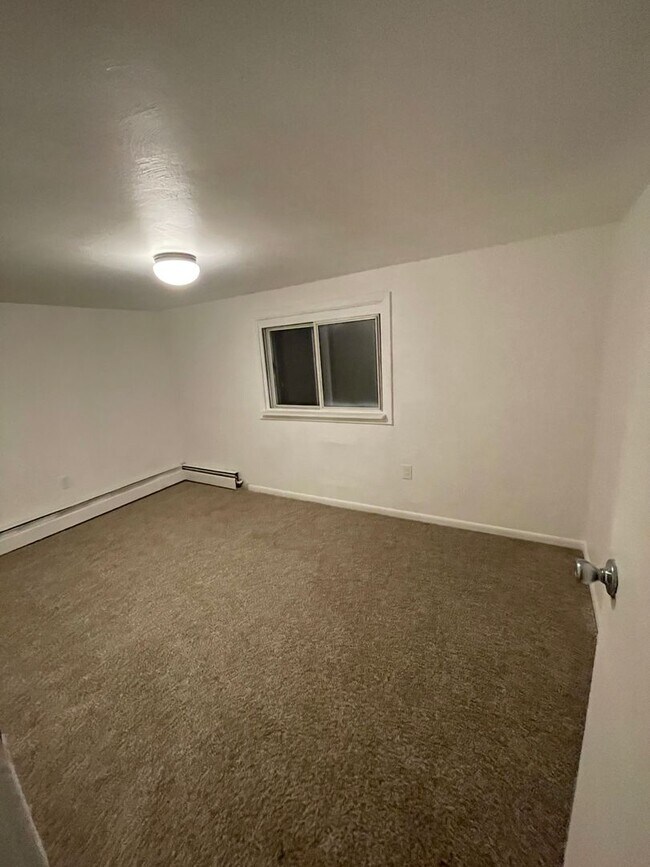 Foto del edificio - 3 Bedroom Home Fully Updated.