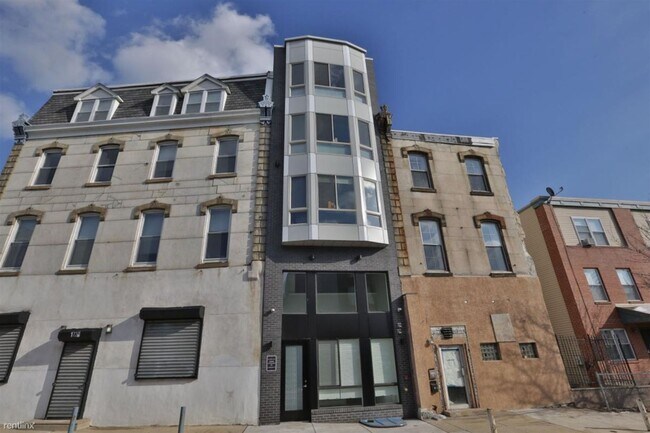Foto del edificio - 2 br, 2 bath 4plex - 1731 RIDGE AVE Unit CU2