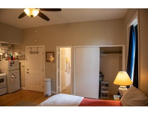 Foto del edificio - 118 Charles St