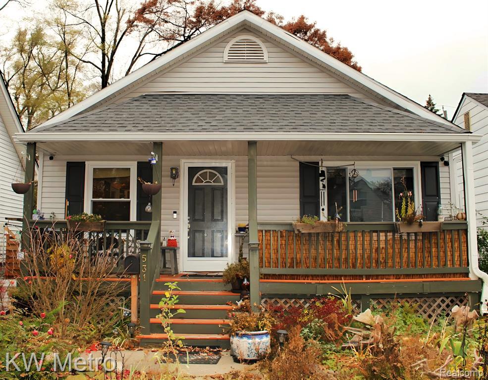 Primary Photo - 531 Edgewood Pl