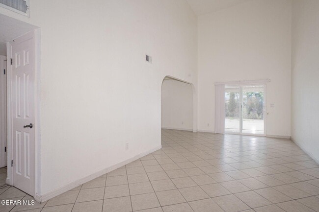 Foto del edificio - 3425 Hickman St