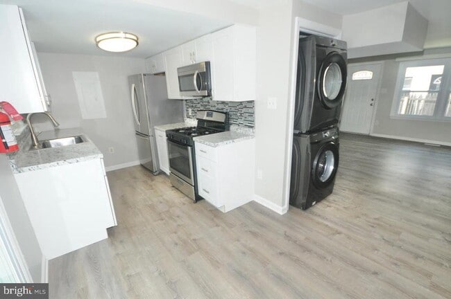 Foto del edificio - 213 N Black Horse Pike