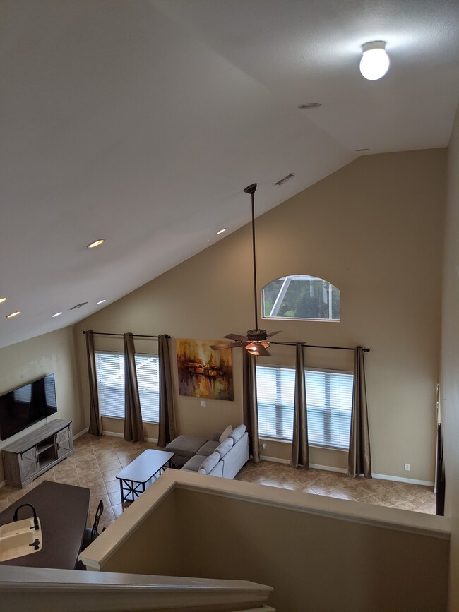 Foto del edificio - 2458 Blackburn Cir