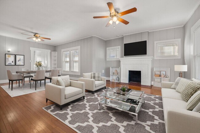 Foto del edificio - Historic craftsman style home located in T...