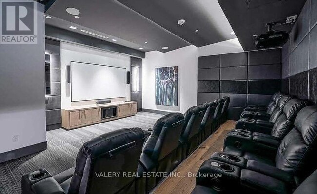 Building Photo - 20 Thomas Riley Rd