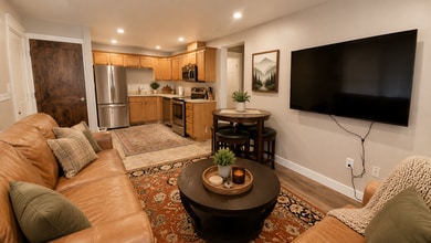 Building Photo - 1775 W Gore Creek Dr