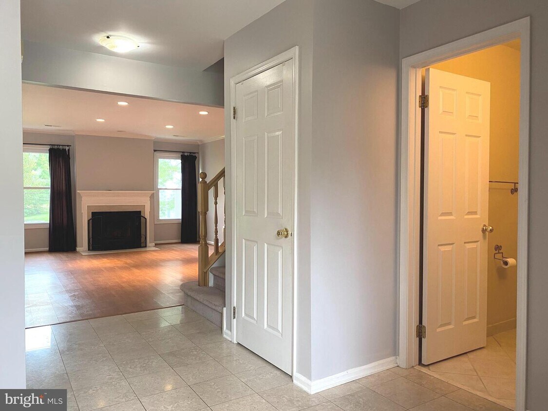 14 Nathan Ct, Newtown, PA 18940 Townhome Rentals in Newtown PA