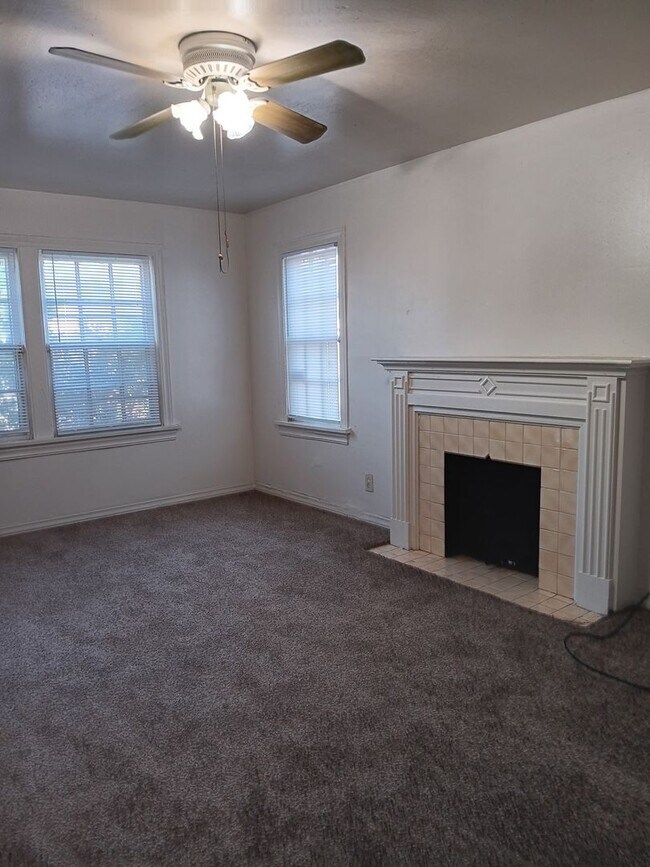 Foto del edificio - WONDERFUL 3 BEDROOM HOME FOR RENT IN OKC!! * MOVE IN SPECIAL!!! HALF OFF FIRST MONTHS RENT!*