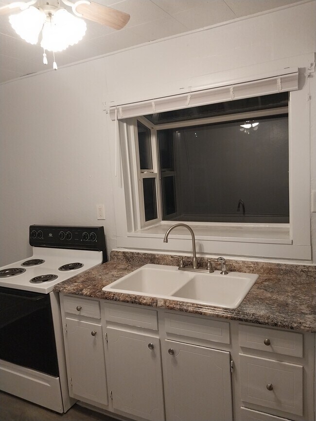 Foto del edificio - 51 E Summit St