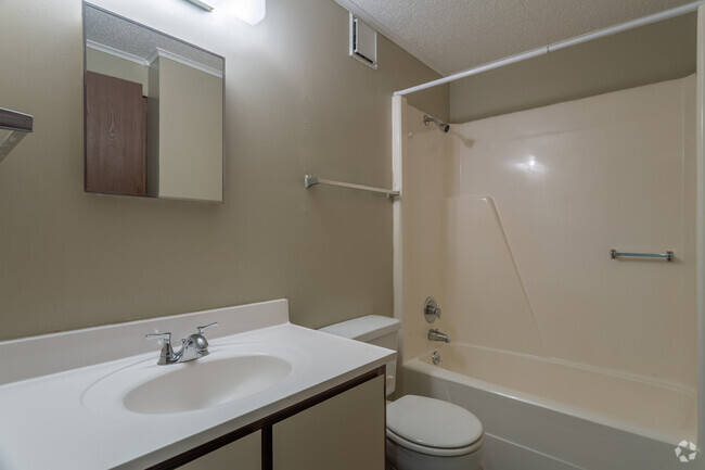 1BD 1BA 576 sq. ft. - The Northrup Court Apartments