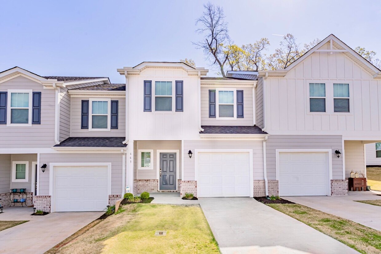 663 Millwright Wy, Greer, SC 29651 Townhome Rentals in Greer SC