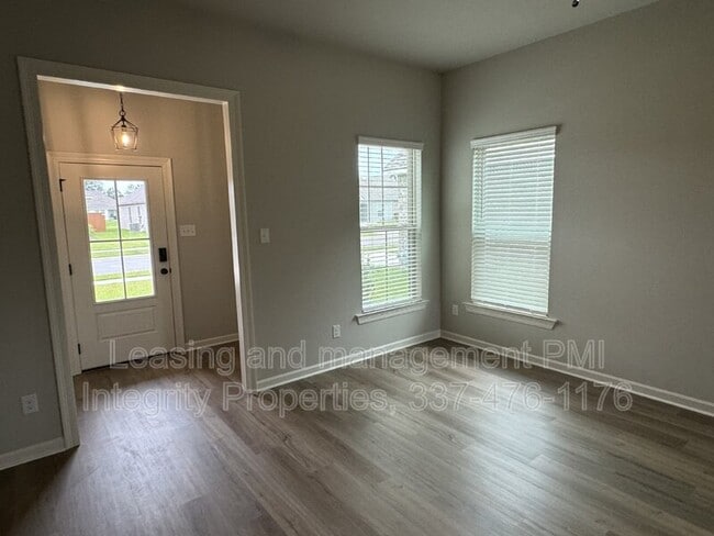 Building Photo - 112 Segovia Wy
