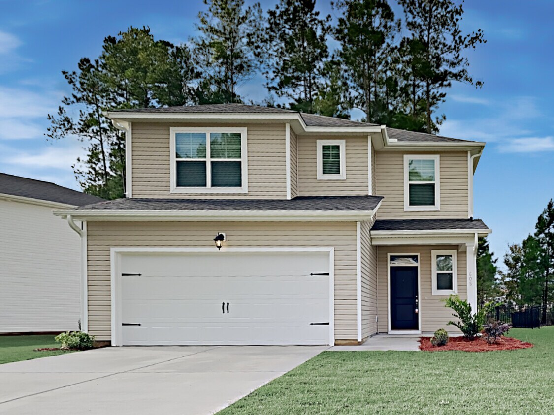 605 East Lionel Road House for Rent in Moncks Corner, SC