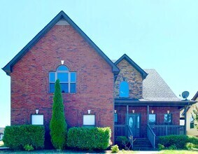 Building Photo - 3488 Sikorsky Ln